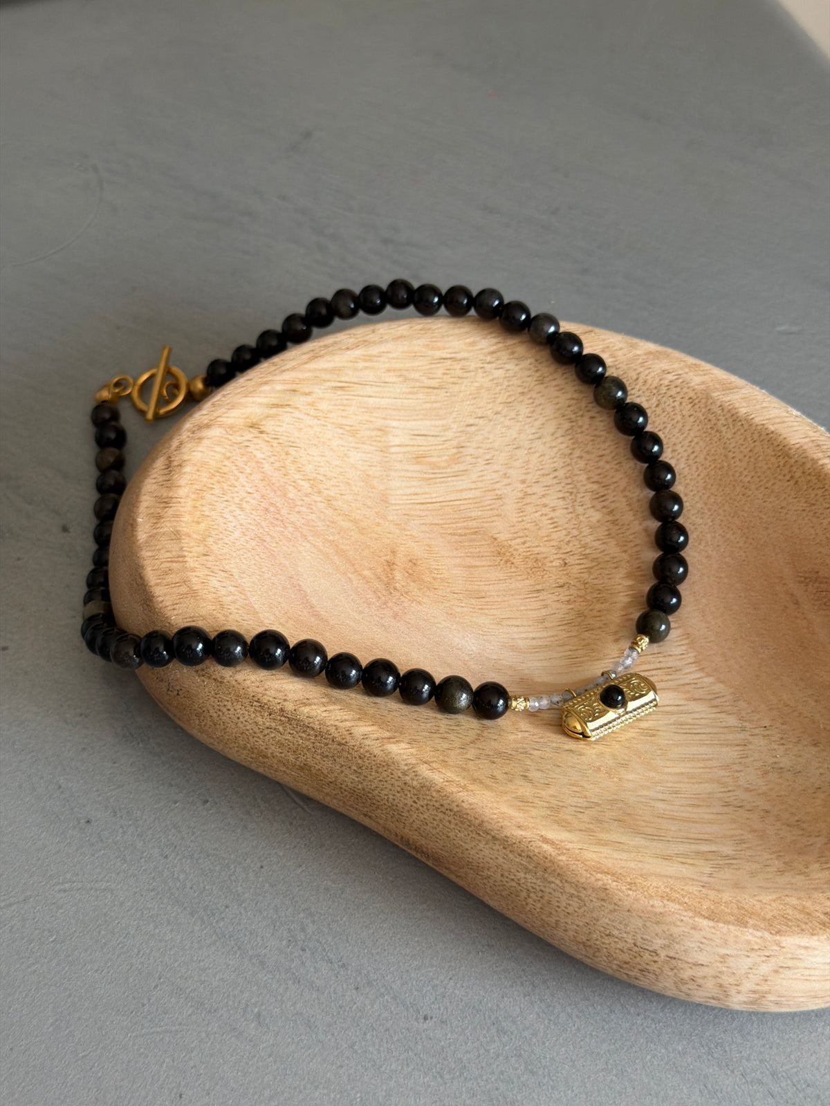 Collier Shella